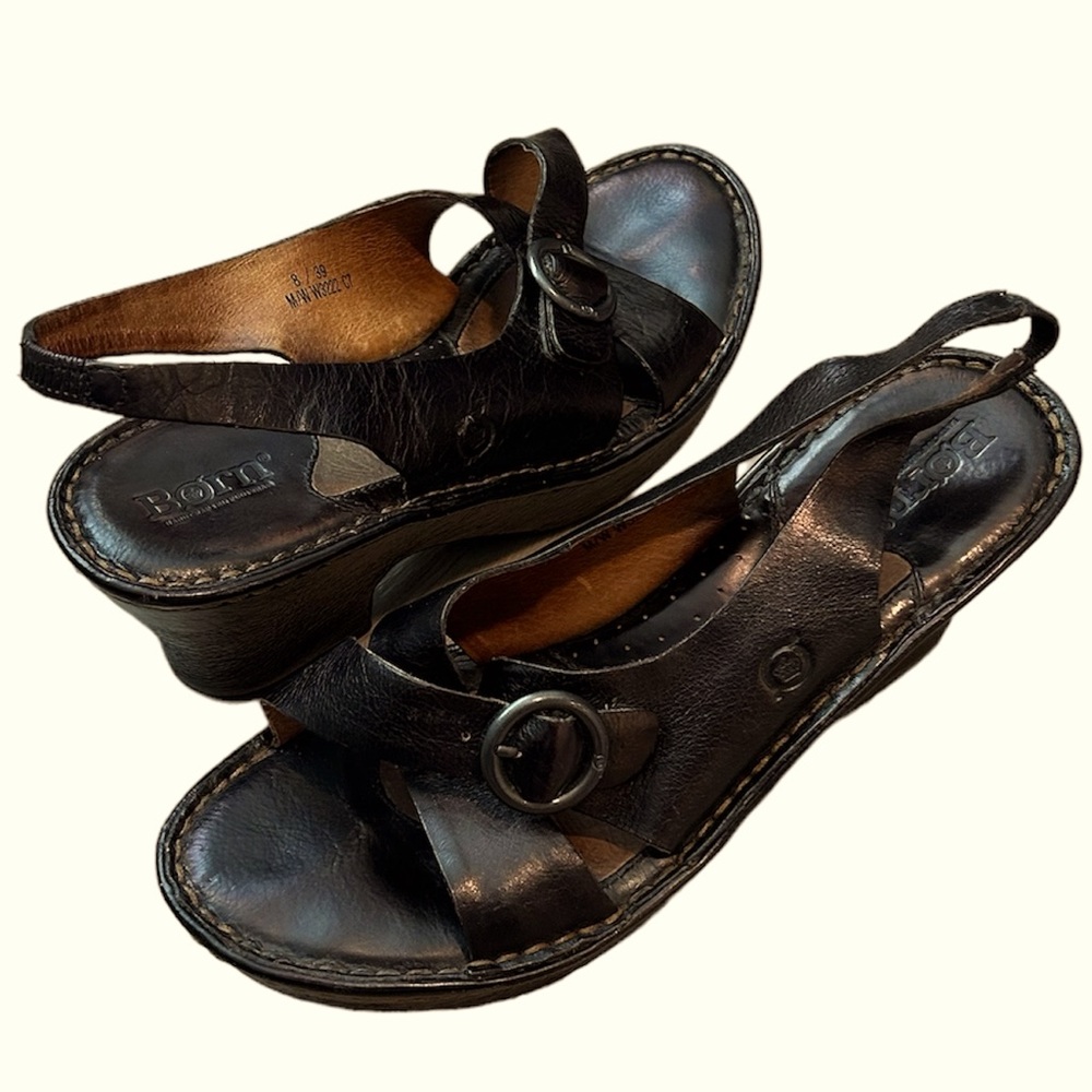 Born Black leather sling back high heel 3 1/4 in Women size 8